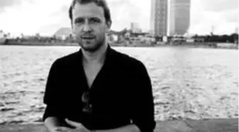 Dünya AIDS Günü: 'Heteroseksüel, beyaz ve Batılı olarak HIV testimin pozitif çıkmasını beklemiyordum'