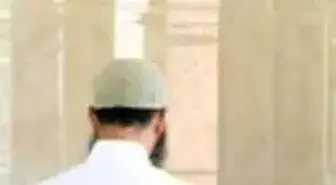 Secde ayetleri nelerdir? Tilavet secdesi nedir, nasıl kılınır?