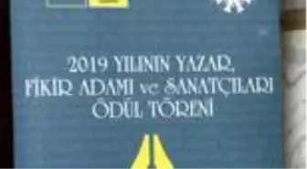 TYB'nin İstanbul'daki 'Yazar, Fikir Adamı ve Sanatçıları' ödülleri sahipleriyle buluştu