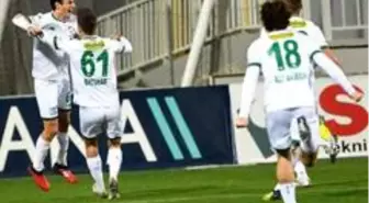 Bursaspor evinde Ümraniyespor'u konuk ediyor