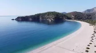 Sahiller ve caddeler boş kaldı - Drone