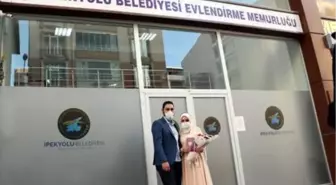 Van'da nikahlar maskeli, mesafeli, dezenfektanlı