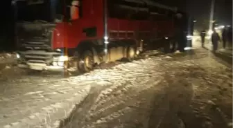 Tokat'ta 'kar' ulaşımı aksattı