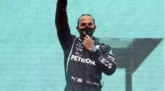 Lewis Hamilton'ın Covid-19 testi negatif çıktı