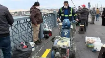 OLTA BALIKÇILARINA 3 METRE ŞARTI... GALATA KÖPRÜSÜ'NE SARI ÇİZGİLER ÇİZİLDİ