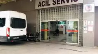 Önce bıçakladı, sonra polise teslim oldu