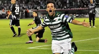 Bursaspor, Pablo Batalla'nın Beşiktaş'a attığı golün sevincini heykelleştirdi