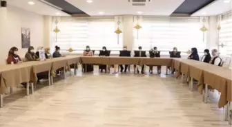 Evlat nöbetine kaldıkları otelde devam ettiler