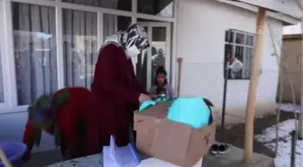 Kocaeli Büyükşehir Belediyesinden Vanlı çocukları ısıtan yardım