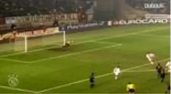 Zlatan Ibrahimovic'in Roma'ya Attığı Gol