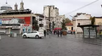 Taksim Meydanı boş kaldı