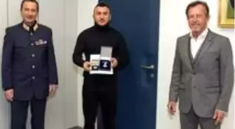 Avusturya'da kahraman Türk gençlerine şeref madalyası