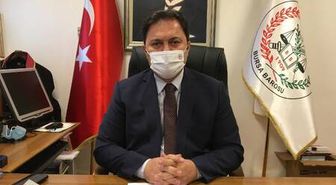 Polise vurduğunu öğrendiği kızının üzerine yürüyüp, tepki gösterdi; o anlar kamerada (2)