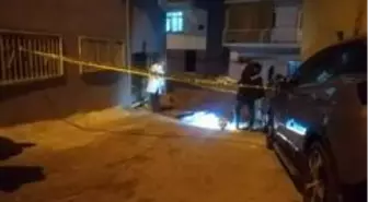 İzmir'de balkondan atladığı ileri sürülen kişi yaşamını yitirdi