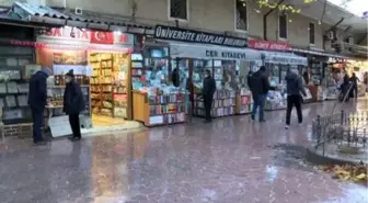 Tarihi Sahaflar Çarşısı'nda koronavirüs sessizliği