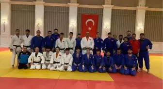 Doha Masterler Turnuvası için olimpik judoculardan ortak çalışma kampı