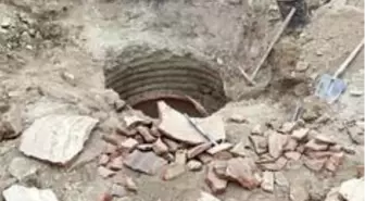 Kaçak kazıda 1800 yıllık erzak küpü paramparça oldu