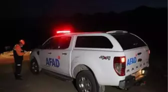 Yürüyüşe çıktığı dağda mahsur kalan genç, 7 saatlik çalışmayla kurtarıldı