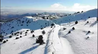 Komandolar soğuk havaya rağmen operasyonlarını sürdürdü