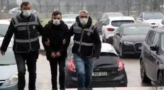 Son dakika haber: Parkta yürüyen genç kızı bıçaklayan saldırgan yakalandı