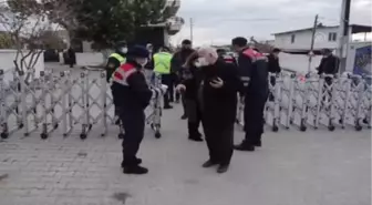 Son dakika haber! Söke'de kültür balıkçılığı tesisi için düzenlenen ÇED toplantısı protesto edildi