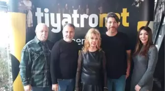 (Tiyatro perdesi dijitale açılıyor