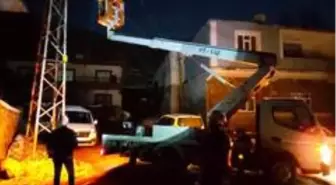 Elektrik arıza ekiplerinin yeni yıl mesaisi