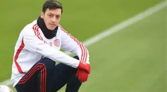 Mesut Özil, sadece 275 tane üretilecek yeni aracına 3 milyon euro ödeyecek