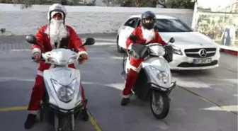 Yılbaşına özel Noel Baba kostümlü servis