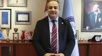 'Aşılama ile birlikte okulların açılmasını tekrar düşünmek gerekiyor'