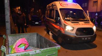 Çöpteki bebek kundağına benzetilen 'şişme havuz' polisi alarma geçirdi