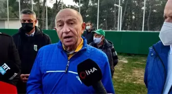 TFF Başkanı Nihat Özdemir'den futbolseverlere müjde! Seyircili maçlar için tarih verdi