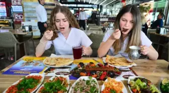 Televizyonlardaki yemek programları, yeme bozukluklarını artırabilir