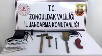Son dakika haber | Jandarmadan izinsiz kazıya suçüstü