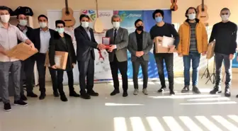 Ses yarışmasının ödül töreni gerçekleştirdi
