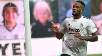 Cyle Larin, Beşiktaş efsanesi Ali Gültiken'in 4 gollük rekoruna ortak oldu