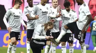 Rizespor'a 4 gol atan Larin, krallıkta zirveye çıktı