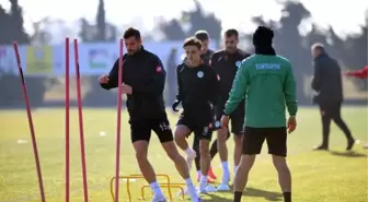 Konyaspor'da Uğur Demirok ile yollar ayrıldı