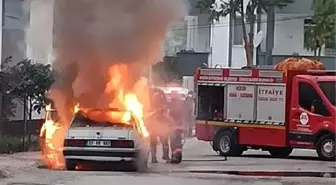 Mersin'de otomobil yangını korkuttu