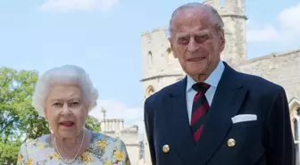 İngiltere'de Kraliçe Elizabeth ve eşi Prens Philip koronavirüs aşısı oldu