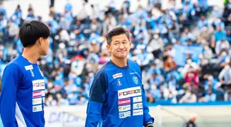 53 yaşındaki Japon futbolcu Miura kulübüyle sözleşmesini uzattı