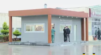 Ankara Üniversitesi'nde ilk Kovid-19 akıllı test ünitesi açıldı (2)