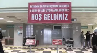 Sağlık çalışanlarına CoronaVac aşısının ilk dozu yapılmaya başlandı