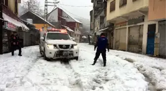 Osmaniye Zorkun Yaylası'nda kar yağışı yaşamı olumsuz etkiliyor