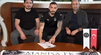 Manisa FK'dan imza şov