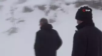 Kar altındaki Kocatepe'ye zorlu ulaşım