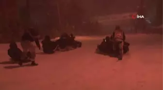 Yasağa rağmen kendilerini sokağa atan vatandaşlar doyasıya eğlendi