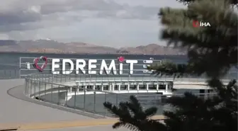 Batı'da kar çilesi, Van'da yalancı bahar sefası