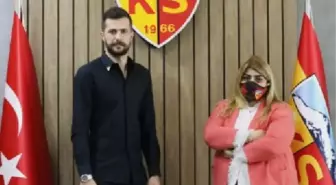 Hes Kablo Kayserispor, Uğur Demirok ile anlaştı