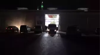 Pazarcı esnafı arasında bıçaklı kavga: 4 yaralı